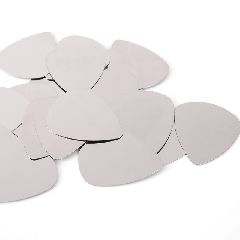 明るく鮮やかなサウンドのためのステンレススチール製ギターピッ - Electric Guitar Pick Pack のレビューと価格